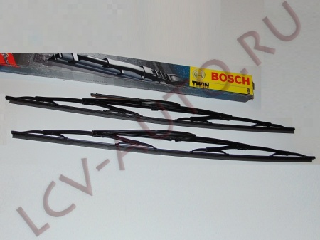 Щетка стеклоочистителя с распылителем 600мм комплект